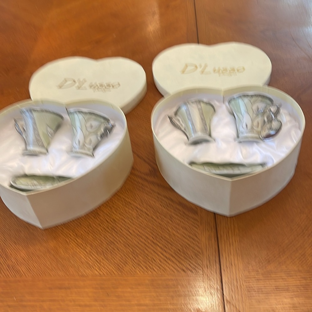 Elegan Calla LilyTea Cup & Saucer. Multi colored design  Ceramic & porcelain